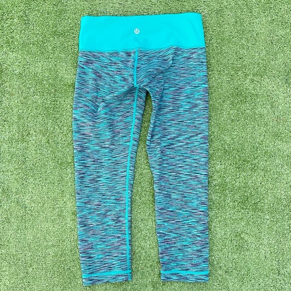 Lululemon Space Dye Crop Leggings size 4 Preowned activewear - Picture 1 of 5